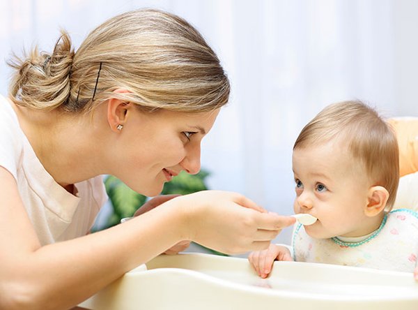 Có nên dùng nước yến sào vào mùa đông cho bé không?